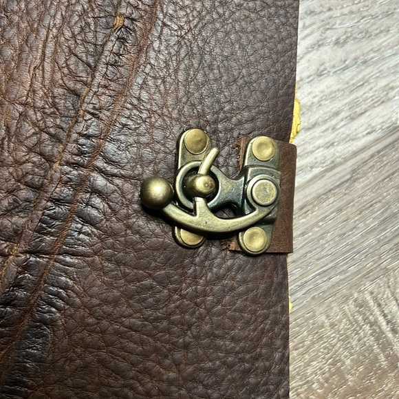 Hand Crafted OOAK Unique Leather Vintage Journal with Antique Deckle Edge Paper - Picture 6 of 12